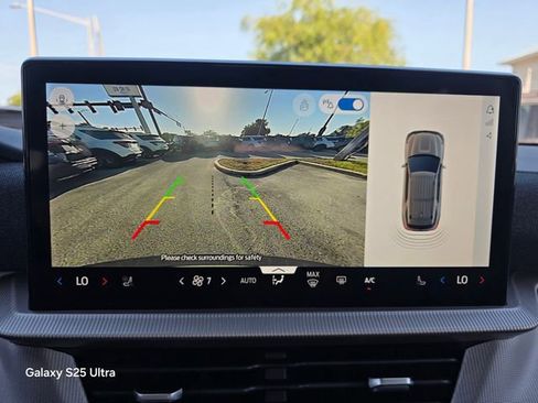 New 2026 Ford Explorer Active image 21