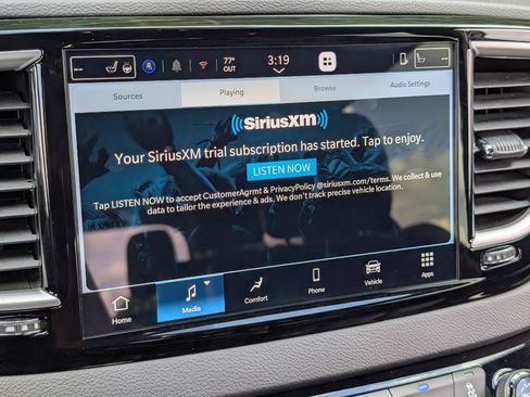 Used 2026 Chrysler Pacifica Select FWD image 30