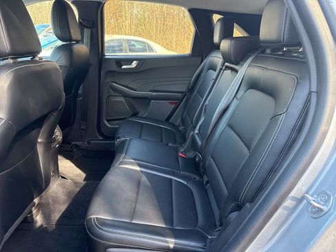 Used 2023 Ford Escape Platinum image 34