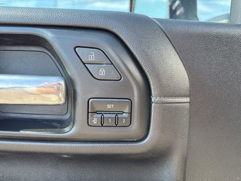 Used 2022 Chevrolet Silverado 3500 LTZ w/ LTZ Texas Edition image 34