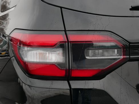 Used 2024 Honda Pilot TrailSport image 17