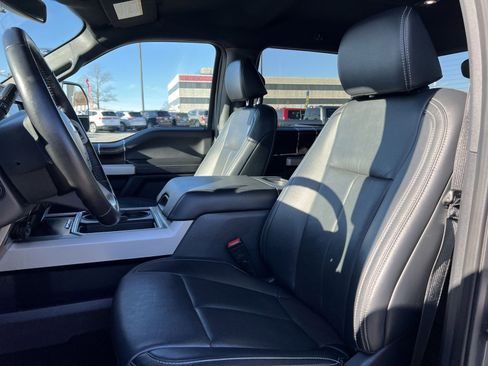 Used 2022 Ford F250 Lariat w/ Lariat Ultimate Package image 13