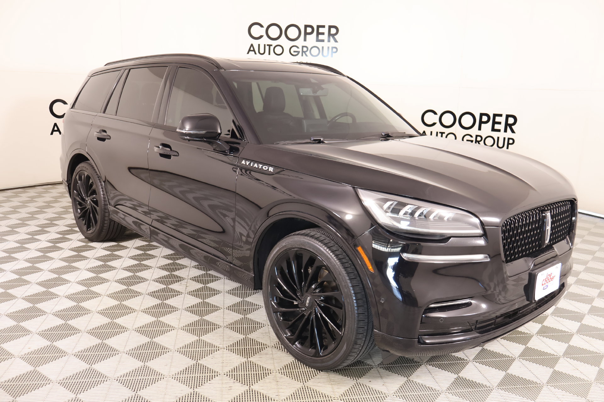 Used 2023 Lincoln Aviator Reserve w/ Equipment Group 201A RWD image 1
