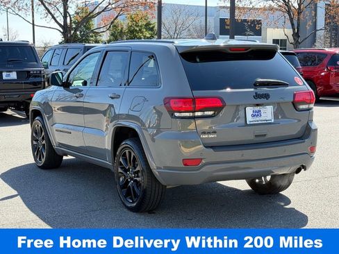Used 2020 Jeep Grand Cherokee Altitude image 8