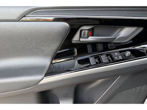 Used 2025 Toyota bZ4X FWD w/ Weather Package image 11