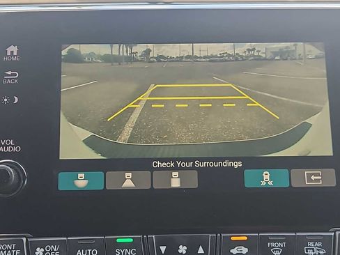 Used 2021 Honda Odyssey Touring image 24