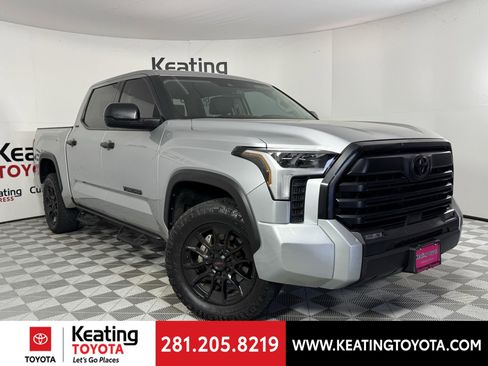 Used 2022 Toyota Tundra SR5 image 2