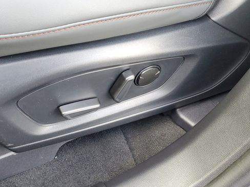 New 2025 Ford Explorer Active w/ Active Comfort Package image 19