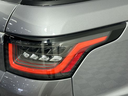 Used 2020 Land Rover Range Rover Sport HSE AWD/4WD image 33