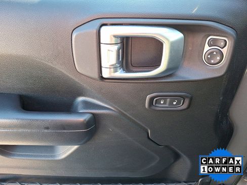 Used 2019 Jeep Wrangler Unlimited Sport S image 19