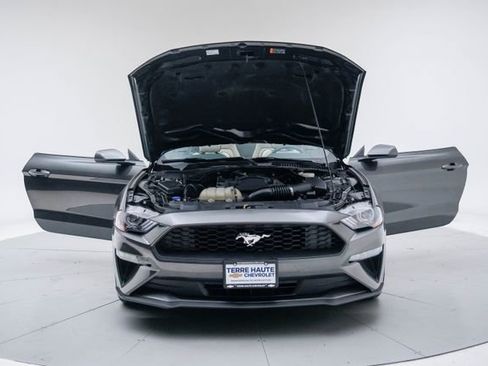 Used 2020 Ford Mustang Convertible RWD image 16