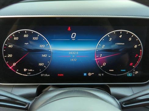 Used 2026 Mercedes-Benz GLC 300 image 11