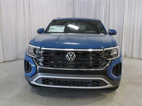 New 2026 Volkswagen Atlas Cross Sport SE AWD/4WD image 35