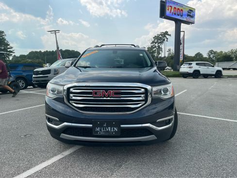 Used 2019 GMC Acadia SLT FWD image 2
