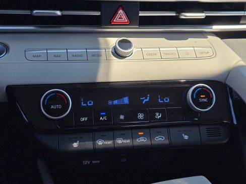 New 2026 Hyundai Elantra Limited FWD image 31