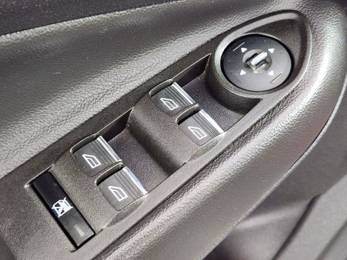 Used 2016 Ford Escape Titanium image 17