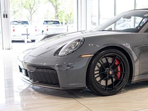 Used 2025 Porsche 911 Carrera 4 GTS AWD/4WD image 4