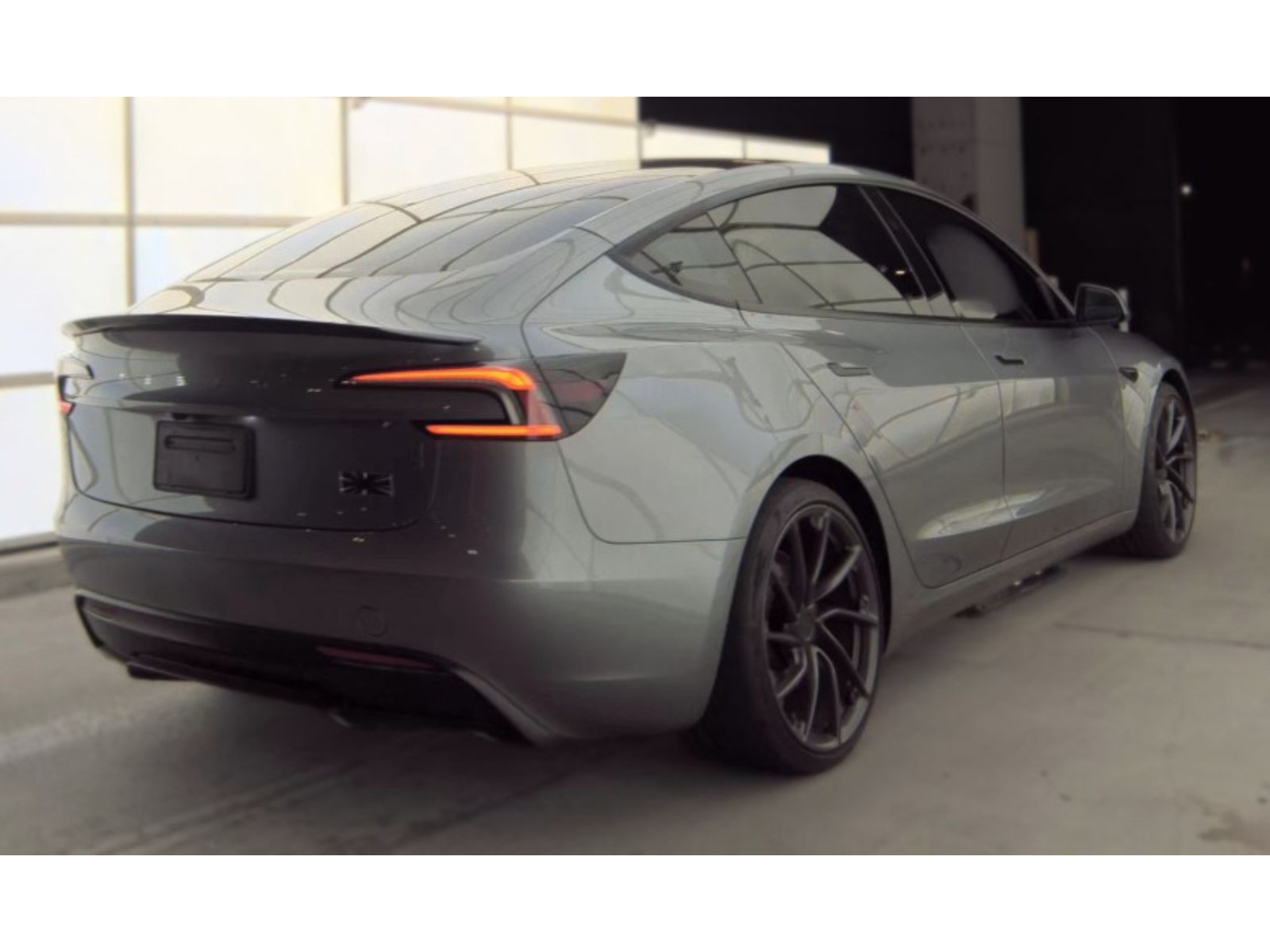 Used 2024 Tesla Model 3 Performance AWD/4WD image 3