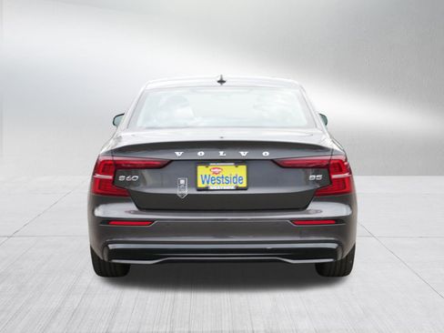 Used 2025 Volvo S60 B5 Core image 6