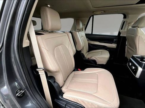 Used 2022 Ford Expedition Limited AWD/4WD image 20