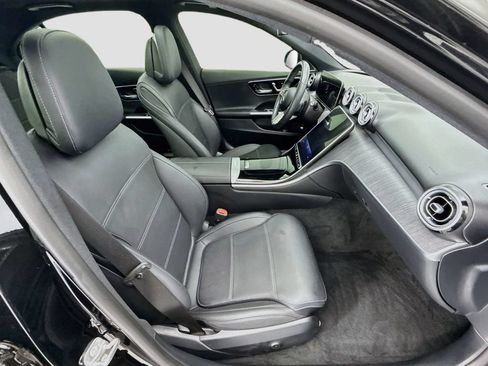 Certified 2025 Mercedes-Benz C 300 Sedan image 19