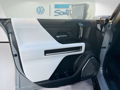 Used 2024 GMC Hummer EV 3X image 20