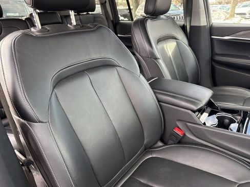 Used 2022 Jeep Grand Cherokee Limited image 26