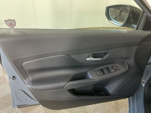 New 2026 Nissan Sentra SV w/ SV Convenience Package FWD image 9