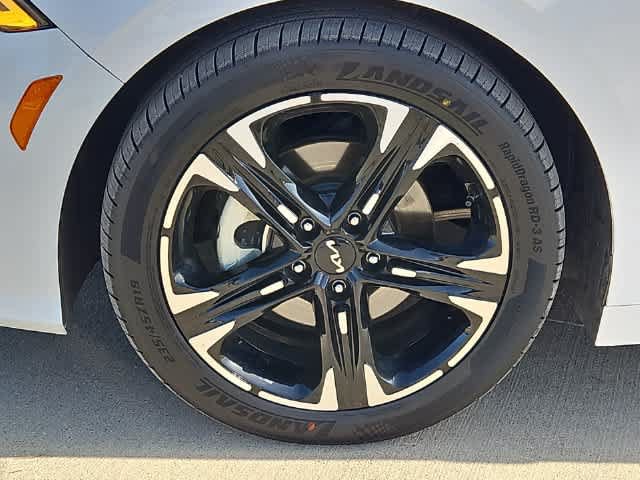 Used 2023 Kia K5 GT-Line w/ GT-Line Premium Package AWD/4WD image 13