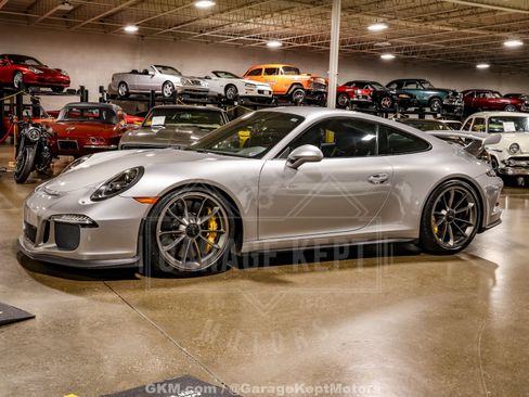 Used 2016 Porsche 911 GT3 RWD image 18