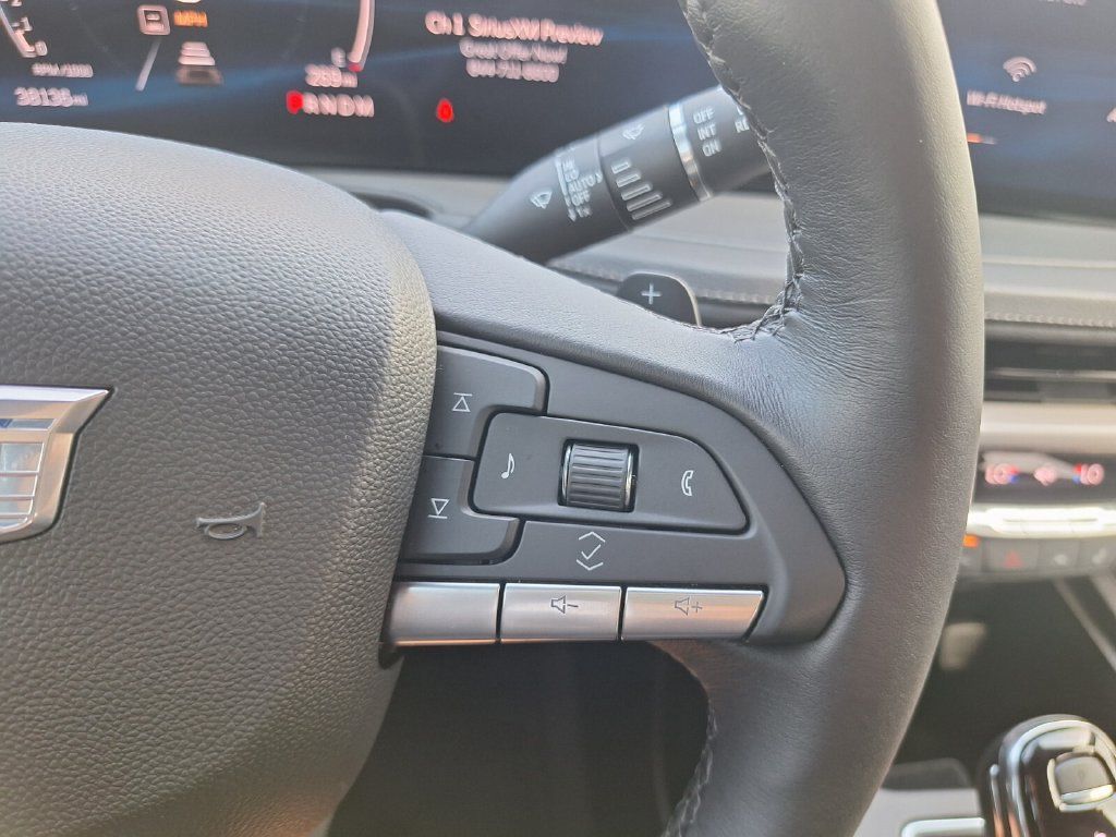 Certified 2025 Cadillac XT4 Premium Luxury w/ Technology Package FWD image 22