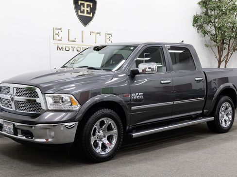 Used 2016 RAM 1500 Laramie w/ Convenience Group AWD/4WD image 1