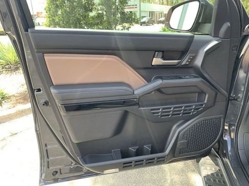 Certified 2025 Toyota 4Runner Limited image 17