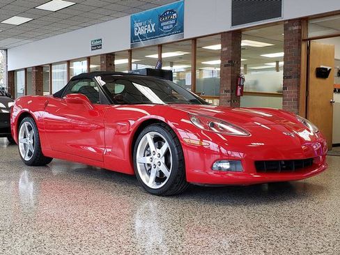 Used 2005 Chevrolet Corvette Convertible image 7