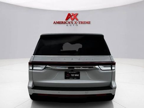 Used 2024 Lincoln Navigator L Reserve AWD/4WD image 4