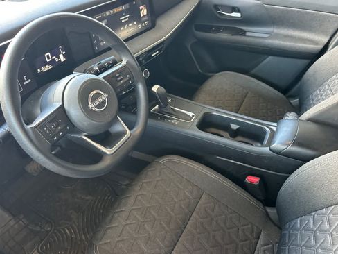 Used 2025 Nissan Kicks SV FWD image 14