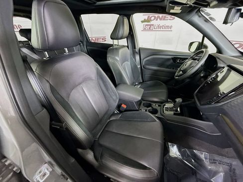 Used 2025 Subaru Forester Touring AWD/4WD image 35