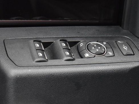 Used 2022 Ford F250 Platinum image 11