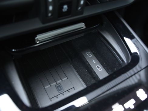 Certified 2026 Porsche Cayenne Coupe AWD/4WD image 25