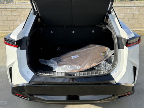 New 2026 Lexus RZ 350e 2WD image 13