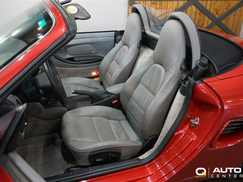 Used 2001 Porsche Boxster RWD image 21
