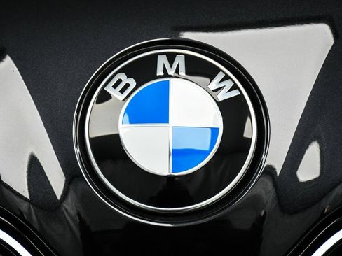 Used 2025 BMW 760i xDrive image 94