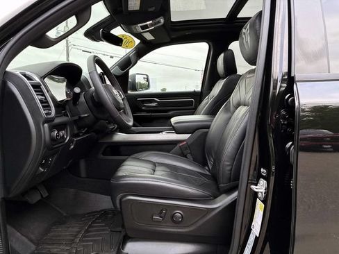 Used 2025 RAM 1500 Big Horn AWD/4WD image 24