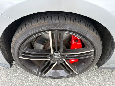 Used 2024 Ford Mustang GT Premium RWD image 11
