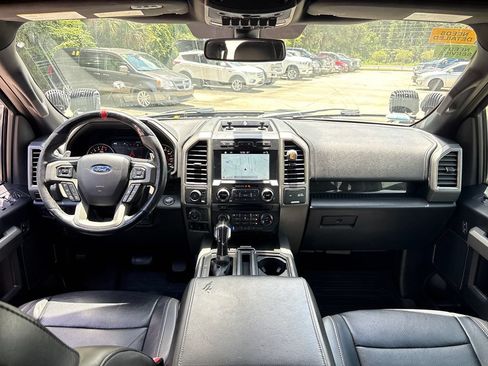 Used 2018 Ford F150 Raptor w/ Equipment Group 802A Luxury AWD/4WD image 8