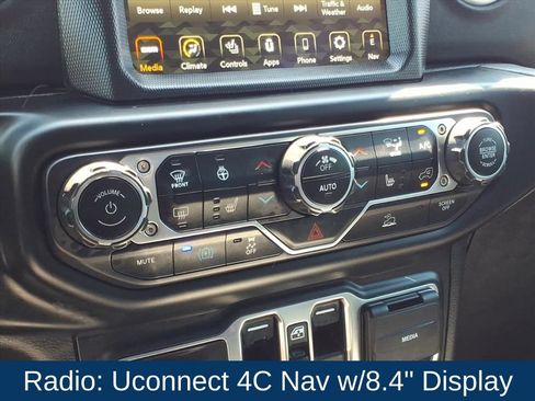 Used 2023 Jeep Wrangler Unlimited Sahara w/ Cold Weather Group AWD/4WD image 4