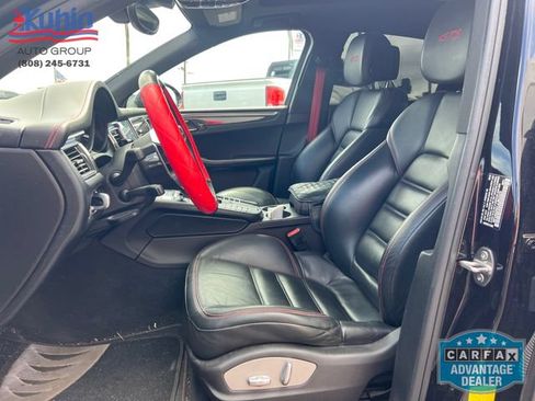 Used 2018 Porsche Macan GTS AWD/4WD image 11