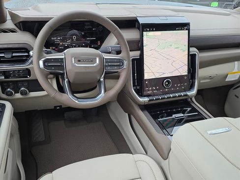 New 2026 GMC Yukon Denali w/ Sun & Power Step Package image 6