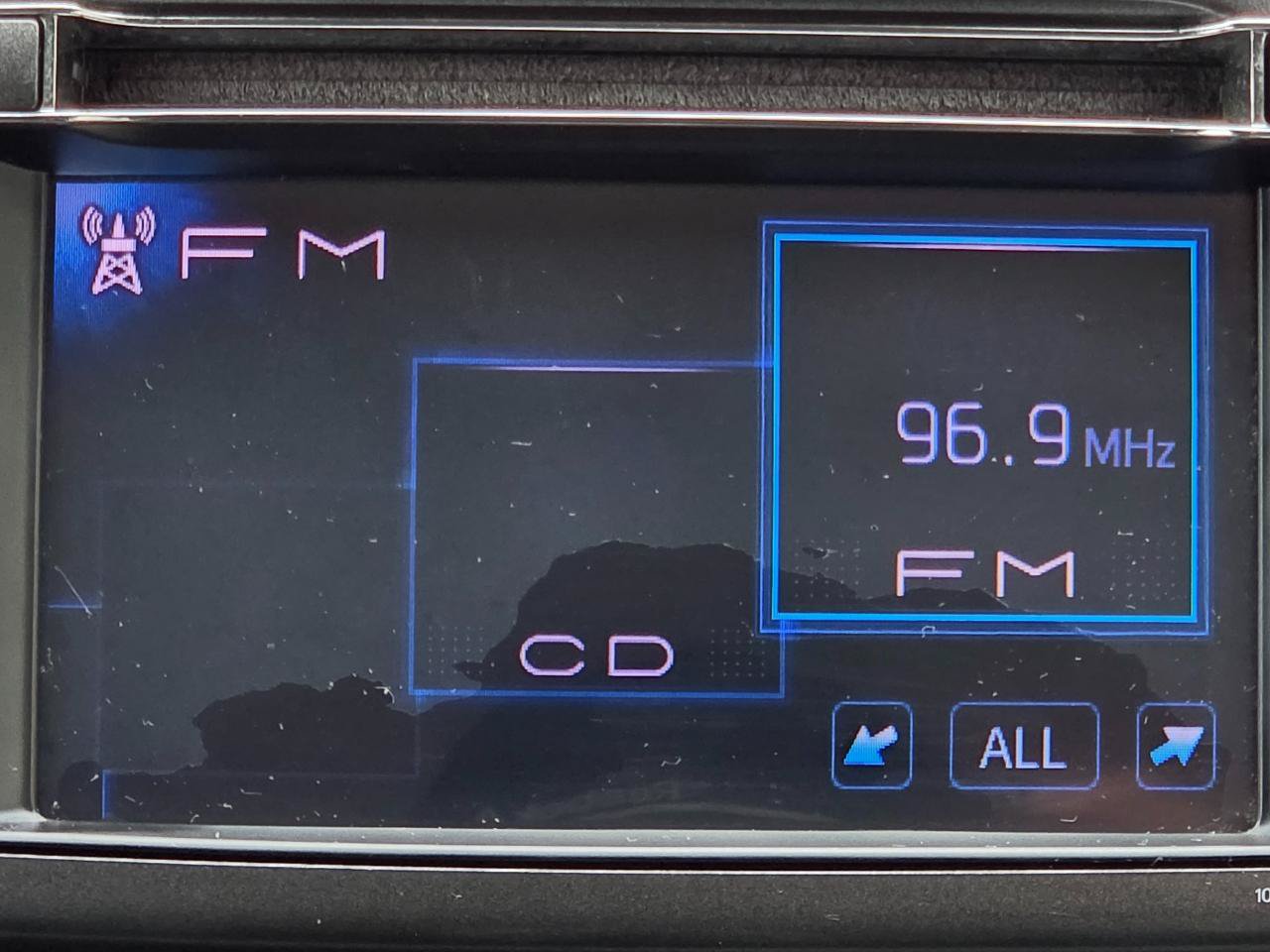 Used 2013 Toyota RAV4 LE AWD/4WD image 18