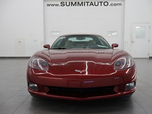 Used 2006 Chevrolet Corvette Convertible w/ Preferred Equipment Group RWD image 18